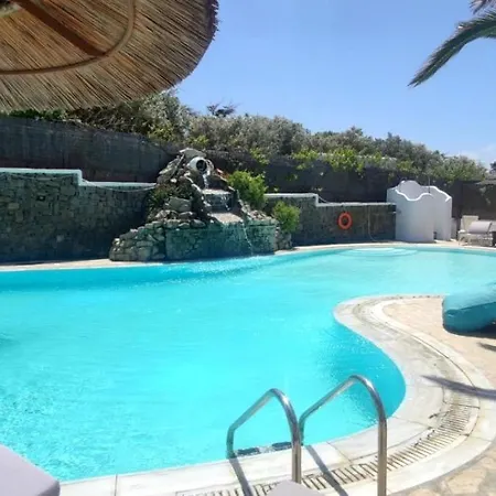 Mykonian Iros & Villa Mykonos Town
