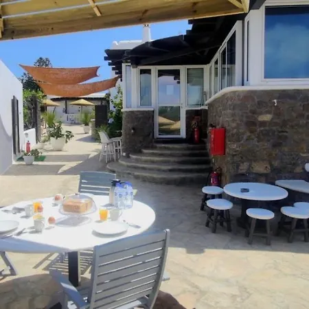 Mykonian Iros & Villa Mykonos Town