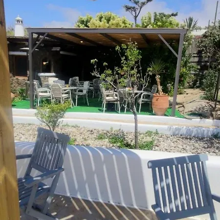 Mykonian Iros & Villa *