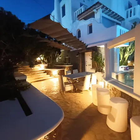 Mykonian Iros & Mykonos Town
